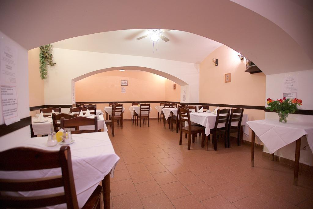 Hotel Olga Prague Luaran gambar